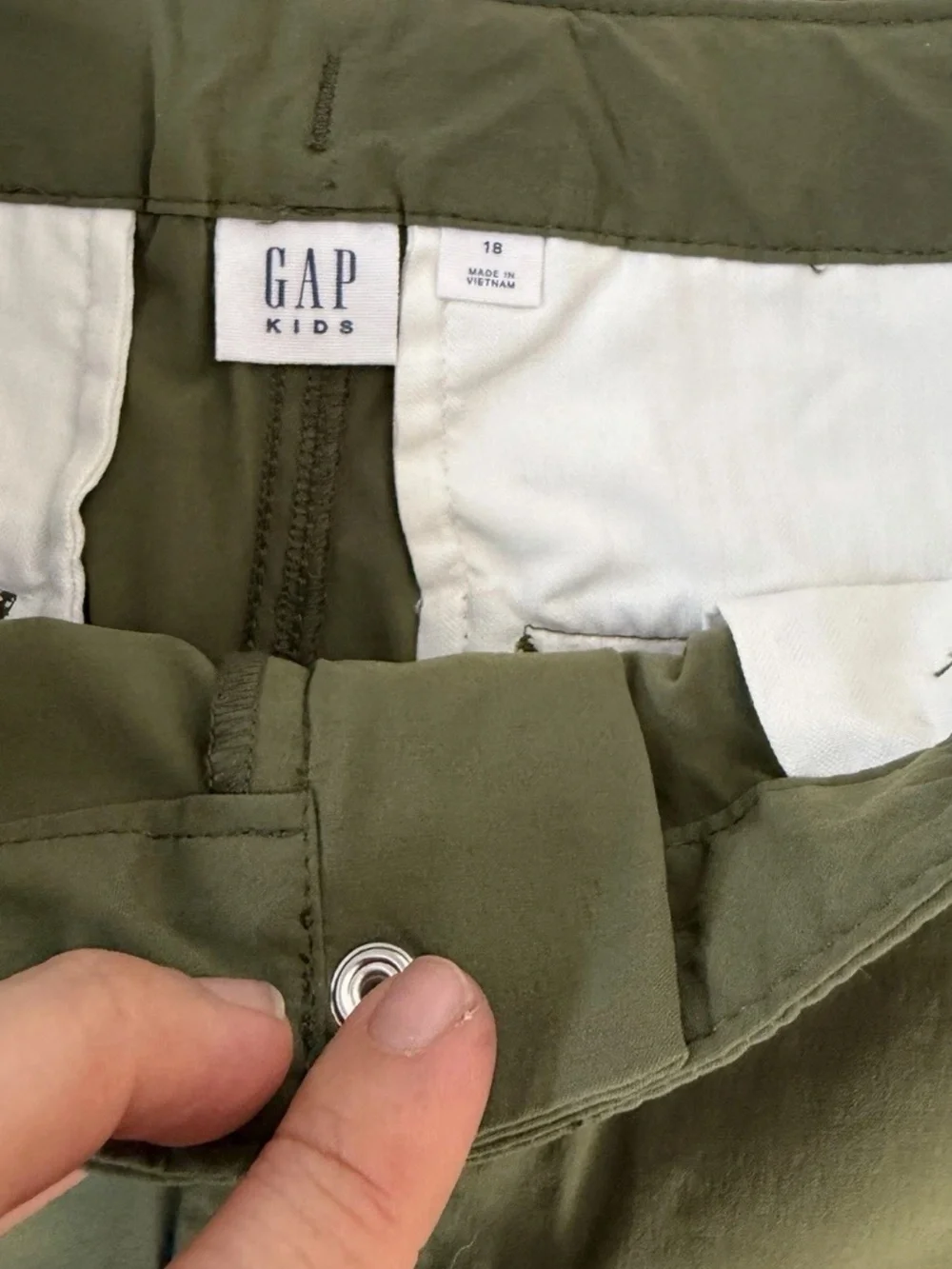 Gap Kids Boys Quick Dry Shorts Green Size 18 Zipper Pockets